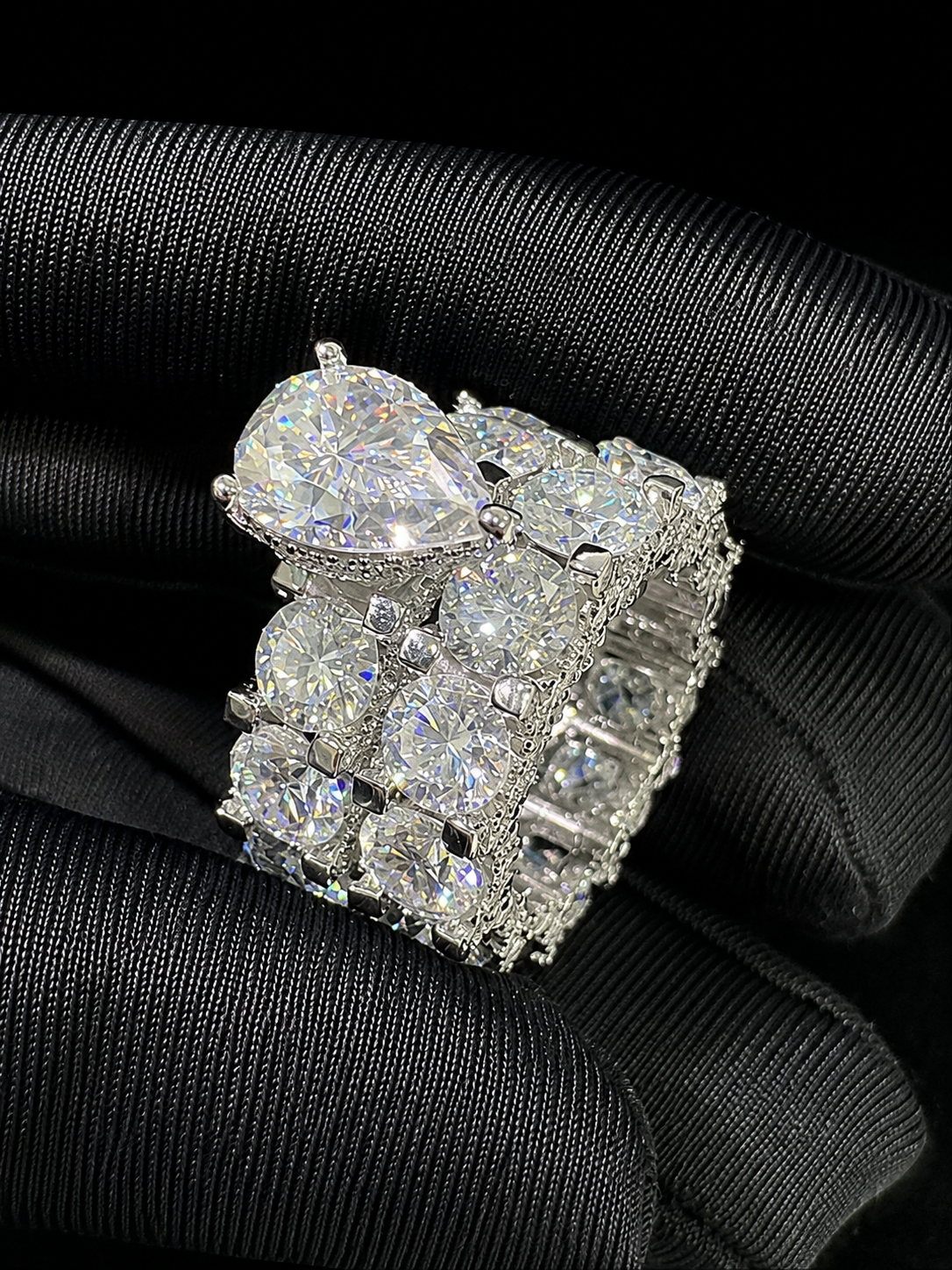 طقم خاتم مويسانيت فاخر - Cadermay Luxury 5ct Pear Cut D VVS Moissanite Ring